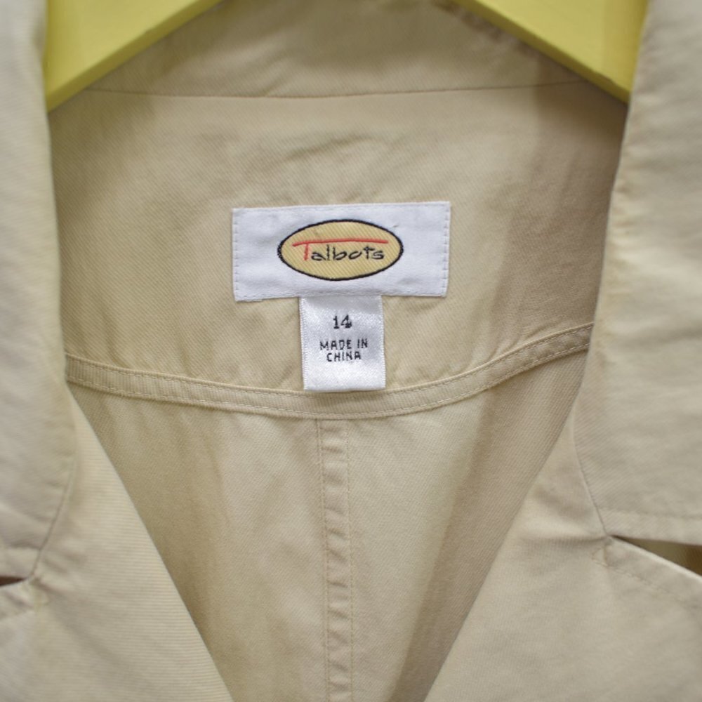 Talbots Classic Beige Light Collared Jacket Front… - image 4